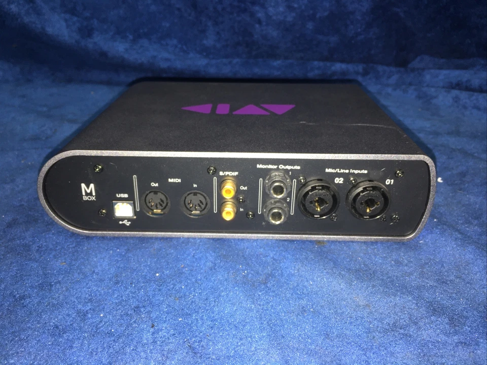 MBox Digital Firewire Recording Interface Box BXDDL05102821F - Image 3 of 3