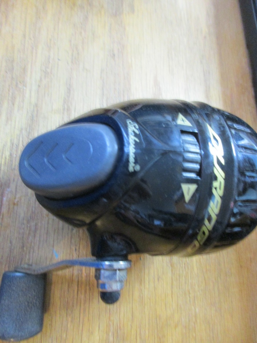 FISHING REEL VINTAGE SHAKESPEARE DURANGO SC15 RATIO 3.4:1 LINE 8