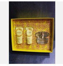 Image of Versace Yellow Diamond Womens Gift Set 50ml edt, lotion & shower gel New❤❤️