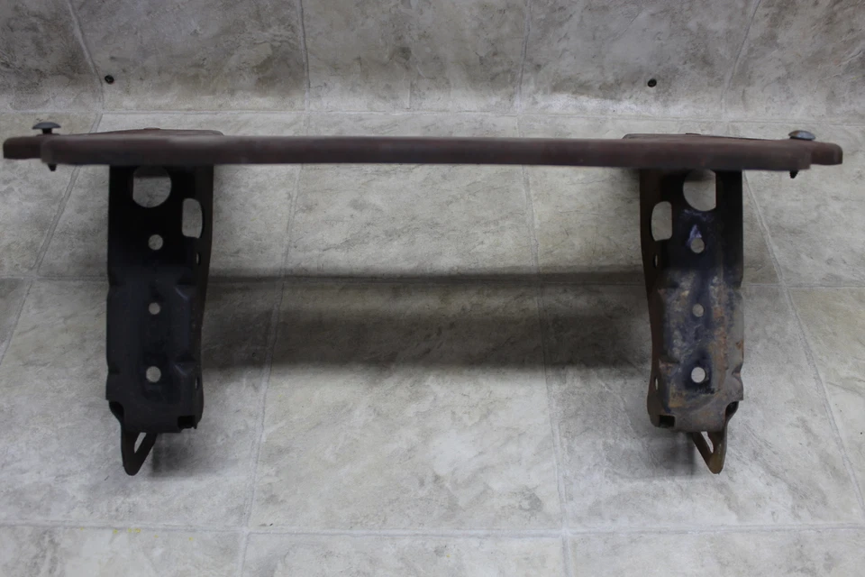 Polaris Sportsman 500 700 2002 OEM soporte de montaje en rack portador delantero 1013461-067 Foto 3 de 4