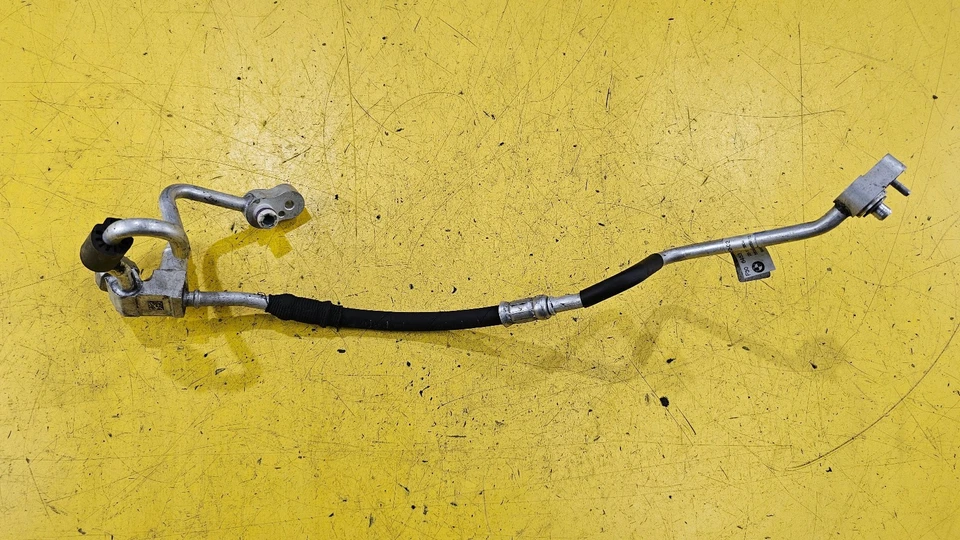 BMW 3 F30 330e HYBRID ENGINE B48B20A 2015-2018 AIR CON COOLANT PIPE HOSE 9364662 - Image 4 of 4