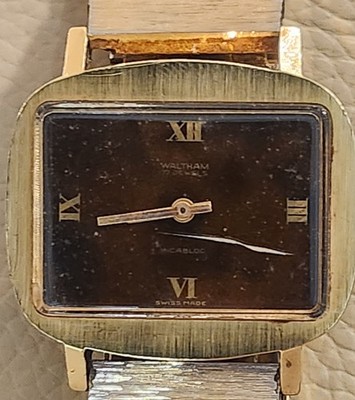 Waltham Incabloc Vintage Gold Tone Wristwatch 17 Jewels Swiss Made Working