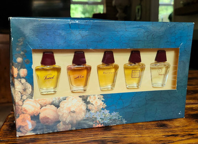 Rare Vintage Boots Miniature Perfume Gift Set INCL VANILLA FIELDS COTY YARDLEY