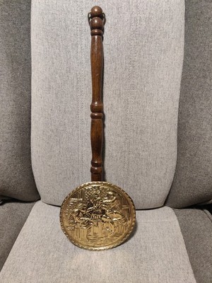 Vintage Brass England Bed Warmer Wall Hanger 3D Embossed Pub Tavern Scene 18''