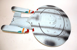 Star Trek Battle Damaged USS Enterprise NCC 1701 D 1994 Paramount Playmates 15"
