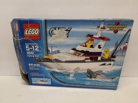LEGO CITY: Fishing Boat (4642) With Box Mini Figures & Instructions Shark