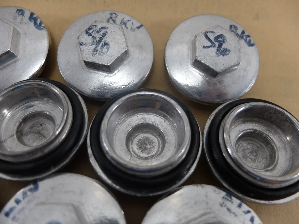 Tapa de orificio de ajuste de tapón 2 piezas Honda S90 CL90 SL90 CT90 CT90 CM91 C90 ST90 C201 Foto 4 de 4