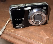 Fujifilm AX655 Finepix 16MP Digital Camera 5x Zoom Very Clean Works Uses AA Bat