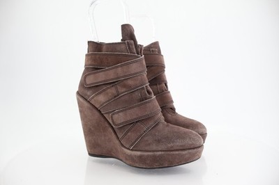 Stuart Weitzman Boots Womens 7.5 Wildchild Ankle Booties Brown Suede Strappy