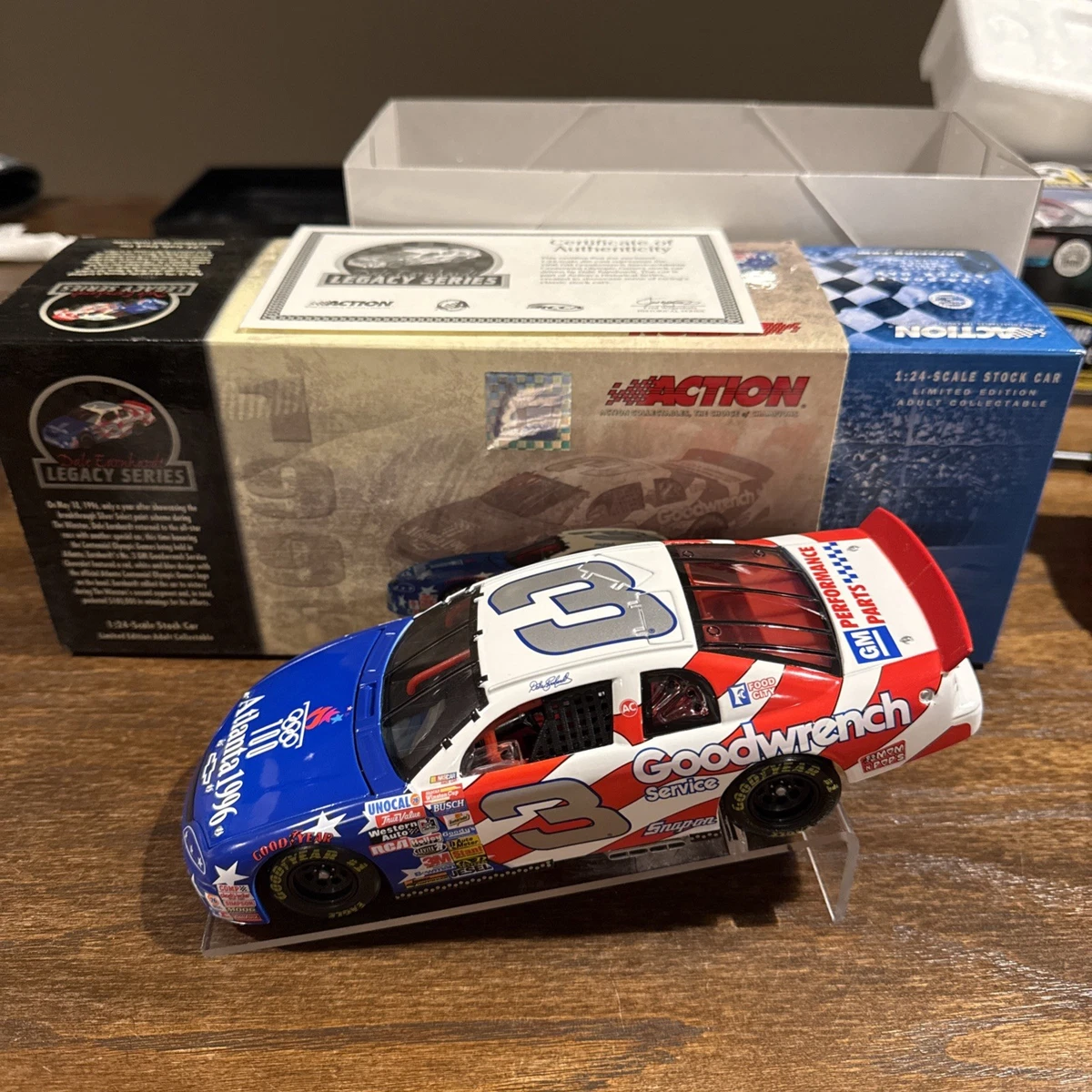 Dale Earnhardt Diecast Racing Cars 1:24 1996 Vehicle Year for sale