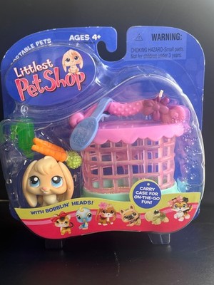 Littlest Pet Shop Blue Eyed Floppy Ears BUNNY 95 w Pink Cage LPS 2005 Rabbit NEW