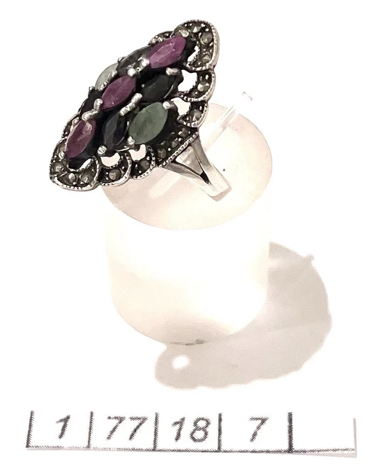 925/- Silberring mit Edelsteinen, Handarbeit, Gr. 59, 2,5 mm breit, vintage. - Bild 2 von 2