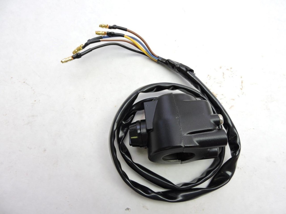 46132-014 NOS Kawasaki Case Assembly, RH KZ400 KZ400D Z1 Z1A Z1B