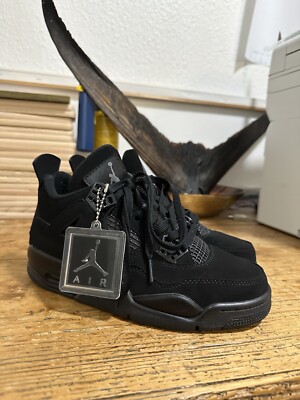 black cat 4 size 6