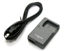 Battery Charger For Nikon COOLPIX S550 S560 EN-EL11 MH-64 Brand New