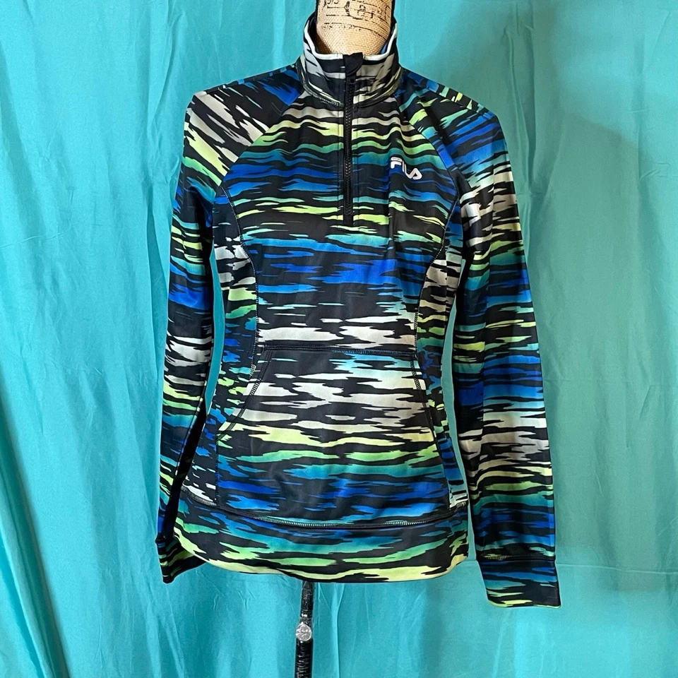 Top Fila Sport Mujer Multicolor Pequeño Estampado Animal Media Cremallera Bolsillo Canguro Foto 2 de 4