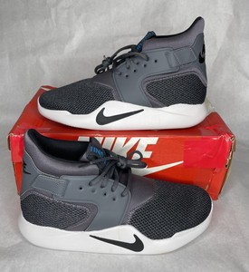 tenis nike incursion mid