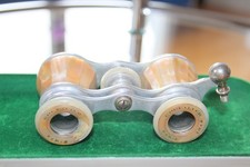 A. CHEVALIER, Paris, Opernglas mit Permutteinlagen, 20. Jhrt., Luxus - Vintage