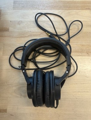 Audio-Technica ATH-M30x Professional Studio Monitor Headphones Black Wired