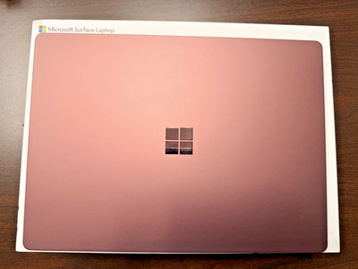 Microsoft Surface 1769 1st Gen Laptop 1769 13.5'' i7-7660U 2.5GHz 16GB RAM 512GB 