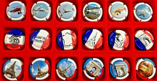 Capsule de champagne : Génériques. Séries N° 943 944 945 !!!