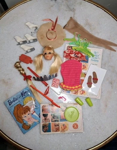 VINTAGE BARBIE ACCESSORIES MATTEL