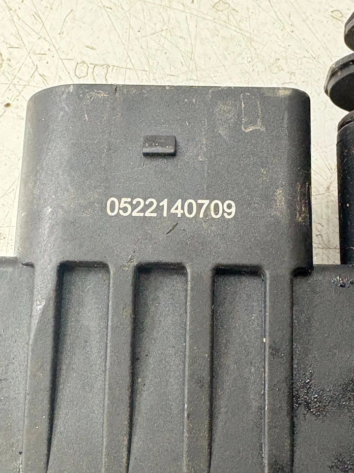 2006 JEEP COMMANDER 3.0 CRD GLOW PLUG CONTROL RELAY 0522140709 - Image 3 of 4