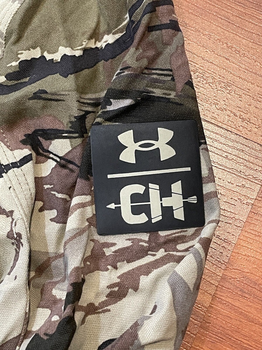 Under Armour Cam Hanes Camo Henley (size us mens S)