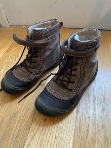 vegan walking boots womens