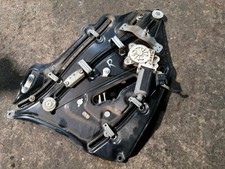 MERCEDES-BENZ CLK C209 Türfensterheber hinten rechts A2096700203 2.00 33887382 MERCEDES-BENZ CLK C209 Türfensterheber hinten rechts A2096700203 2.00 33887382