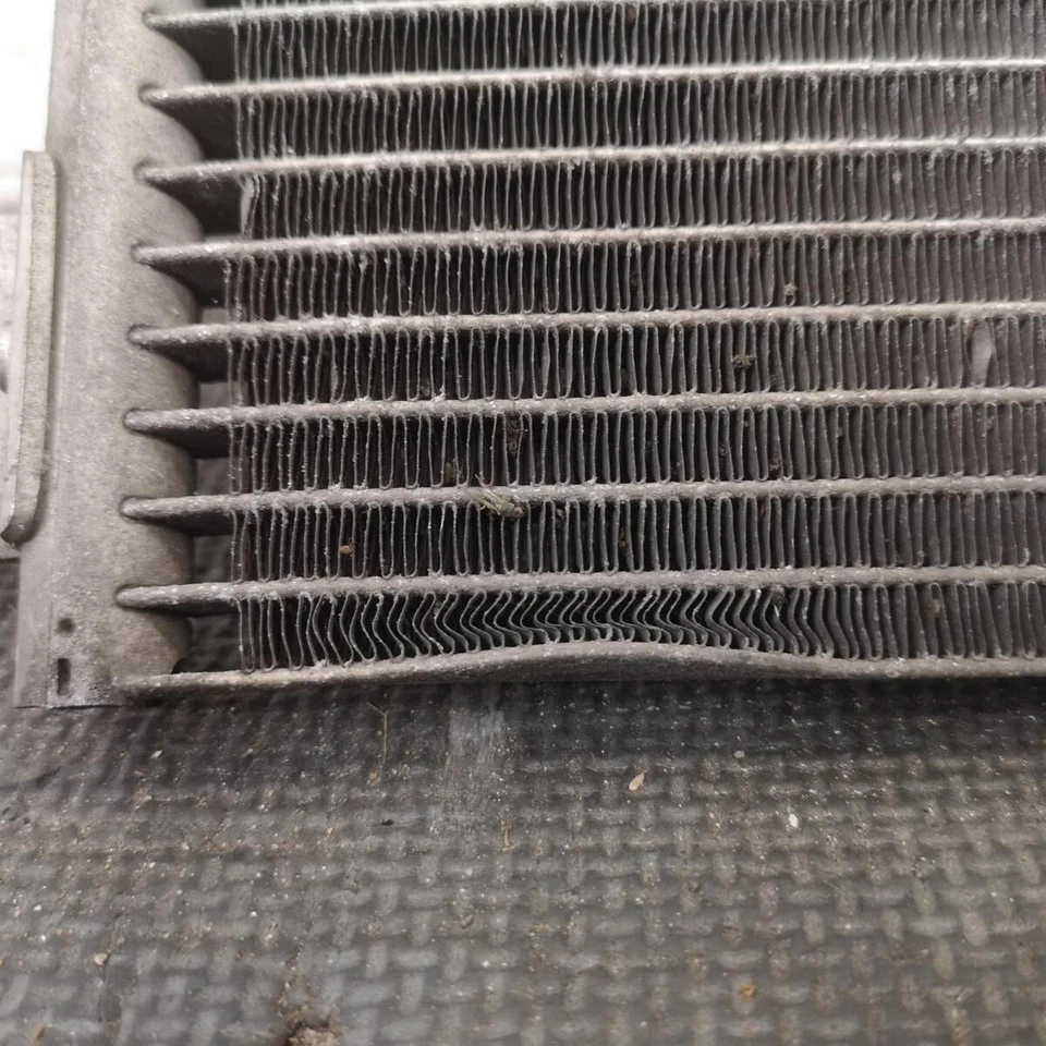 A/c Condenser/radiator Chrysler Sebring Crd Limited 2007-2011 1968cc Diesel - Image 2 of 4