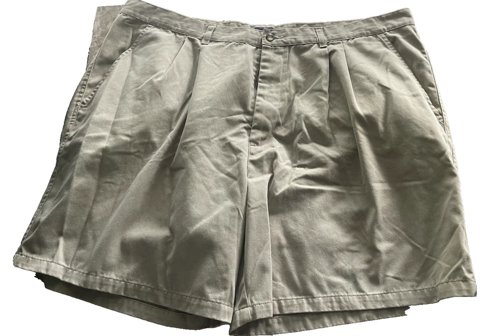 Pantalones cortos Puritan para hombre talla 44. Frente plisado. Cortos caqui Foto 3 de 4