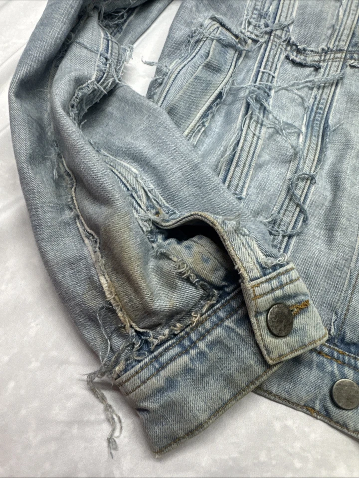 CHAQUETA VAQUERA H&M X Maison Martin Margiela Denim Envejecida RE:EDICIÓN MEDIANA M5 Foto 2 de 4