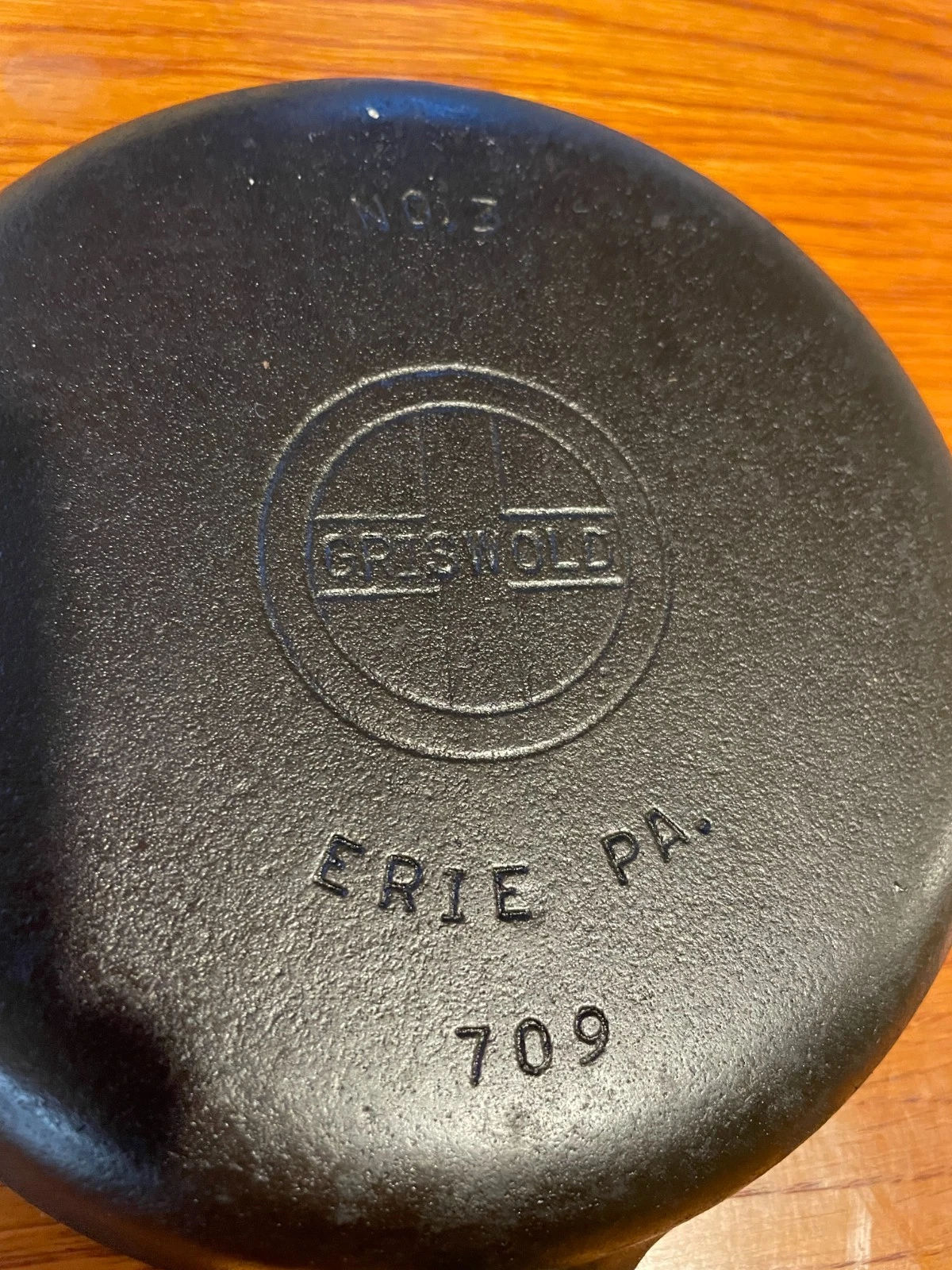 Griswold No. 3 Catalogue 709 A Large Block Logo Cast Iron Skillet Vintage
