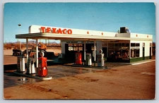 Bill's Texaco Gas Station Gila Bend Arizona AZ Chrome c1950 Postcard