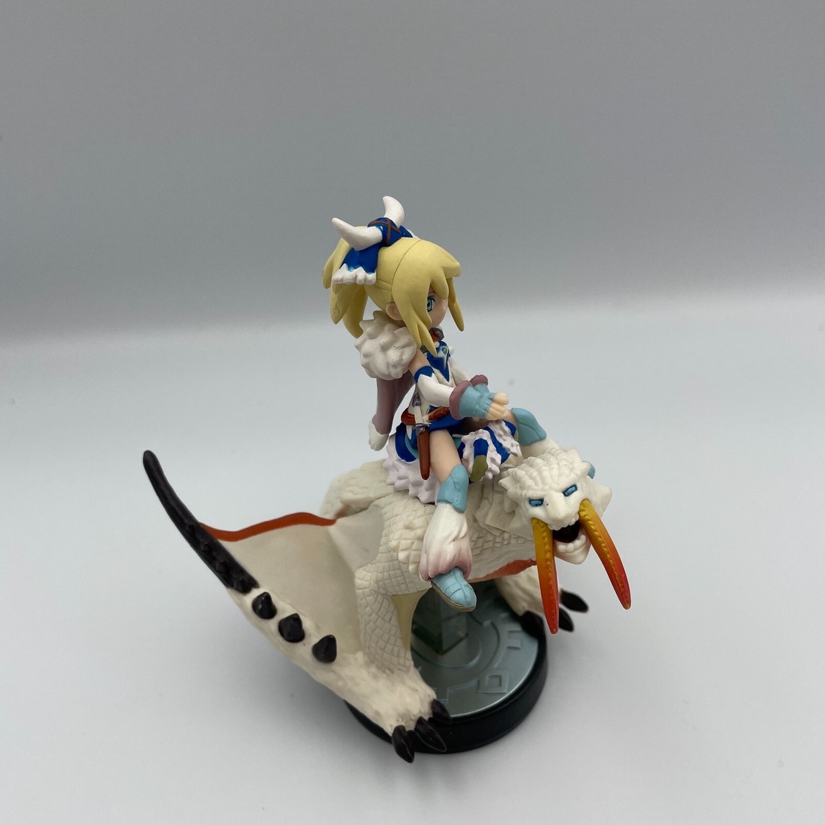amiibo Barioth Ayuria Monster Hunter Stories Nintendo Figure From