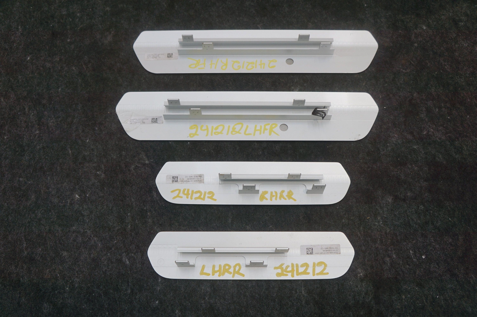 Set Front & Rear Door Sill OEM MY83-132A13-AA Aston Martin Dbx 707 2020-24 *Note