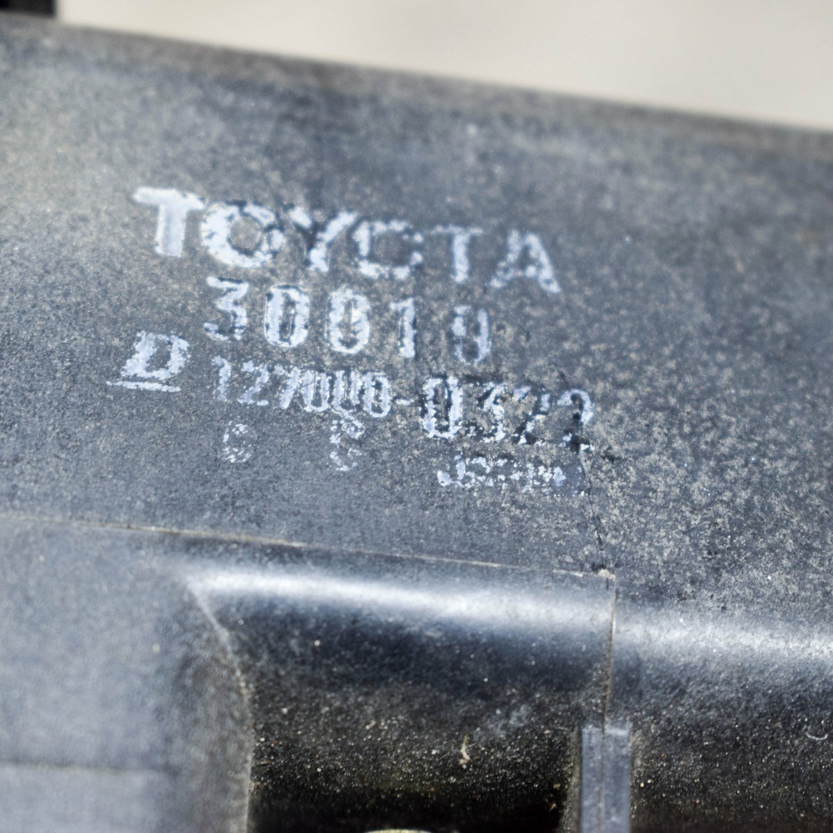 セイ TOYOTA LAND CRUISER J90 Intercooler Radiator 127000-0322 3.4