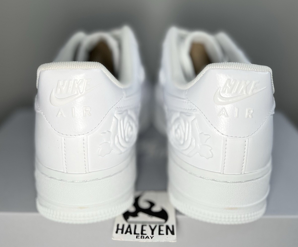 靴 Nike Women's Air Force 1 '07 White Roses Nike Air Force 1 '07 Low White Roses Womens Lifestyle Shoes
