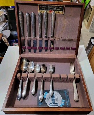 Rogers & Bro. Reinforced Plate Original Rogers Silverplate 30 Pcs