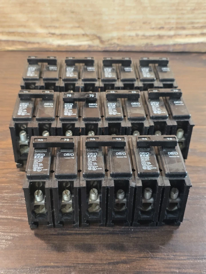 (Lote de 11) EATON CUTLER HAMMER BR270 2 polos 70 AMP tipo BR disyuntor nuevo Foto 2 de 2