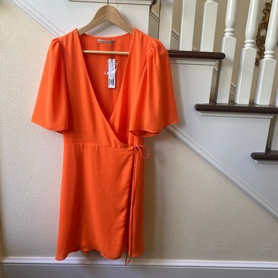 alice and olivia orange dress NWT $265 Alice + Olivia Monarch Orange Wrap Dress Size 6
