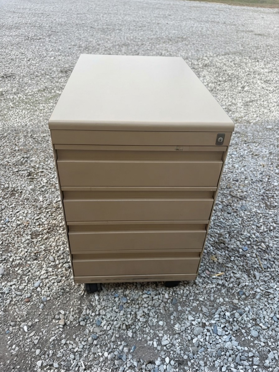 Cassettiera da ufficio in metallo con 5 cassetti