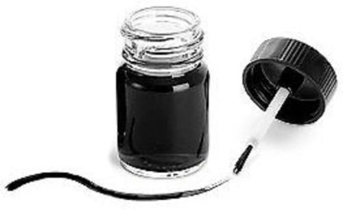 Triumph Motorcycle Touch Up Paint Jet Black TRI011 - Picture 1 of 1