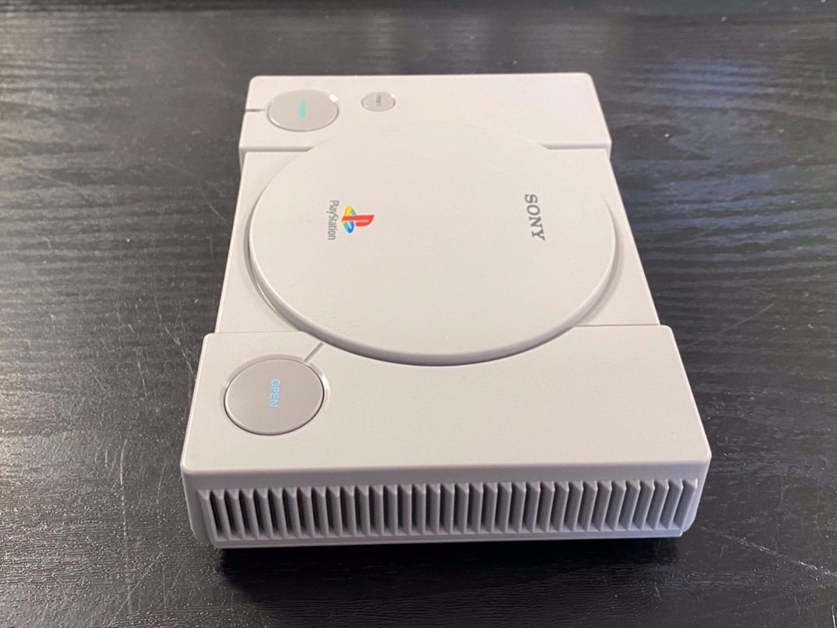 SONY PLAYSTATION 1 CLASSIC CONSOLE SYSTEM(SCPH-1000R)-USED