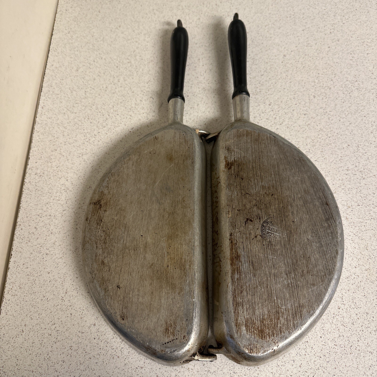 Vintage Cast Aluminum Ware Fish Poacher Pan Folding Omelet Skillet Lrg