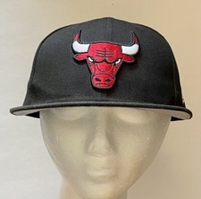 New Era Chicago Bulls 9FIFTY SnapBack Basketball cap Mens Vintage Stock