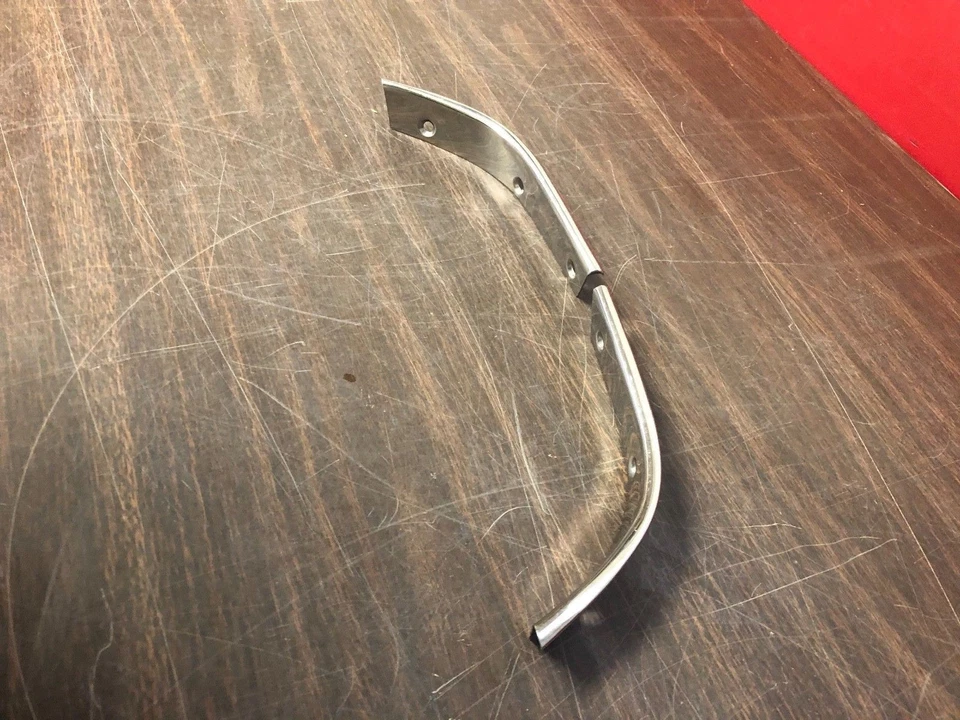 Mercury Custom Monterey L&R 1952 guardabarros delantero parrilla superior molduras piezas nos 423 Foto 3 de 4