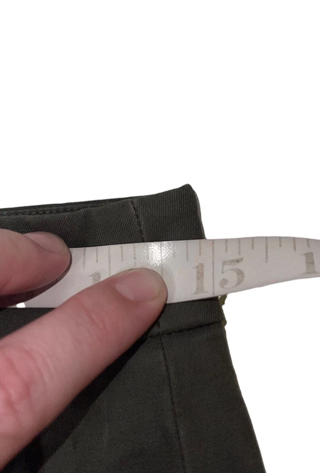 Pantalones Cortos Estilo Chino Kate Spade Saturday Talla 2 Verde Ejército Foto 4 de 4