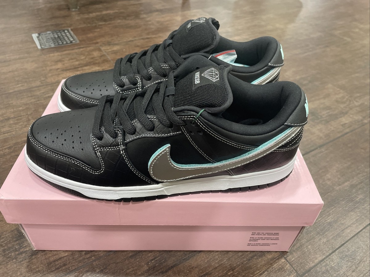 Nike SB Dunk Low Pro x Diamond Supply Co. Black Diamond Nike SB Dunk Low Pro x Diamond Supply Co. Black Diamond